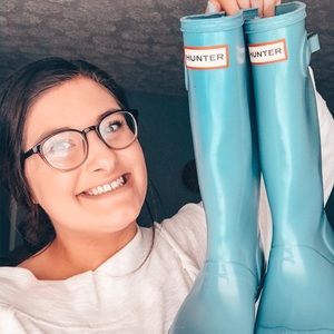 HOLD* Tall Glossy Baby Blue Rain Boots Size 6